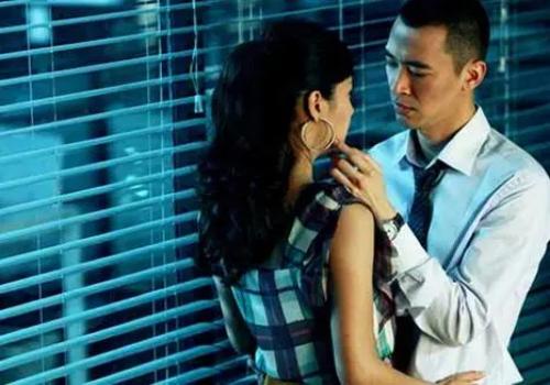 转移隐匿财产罪怎么判